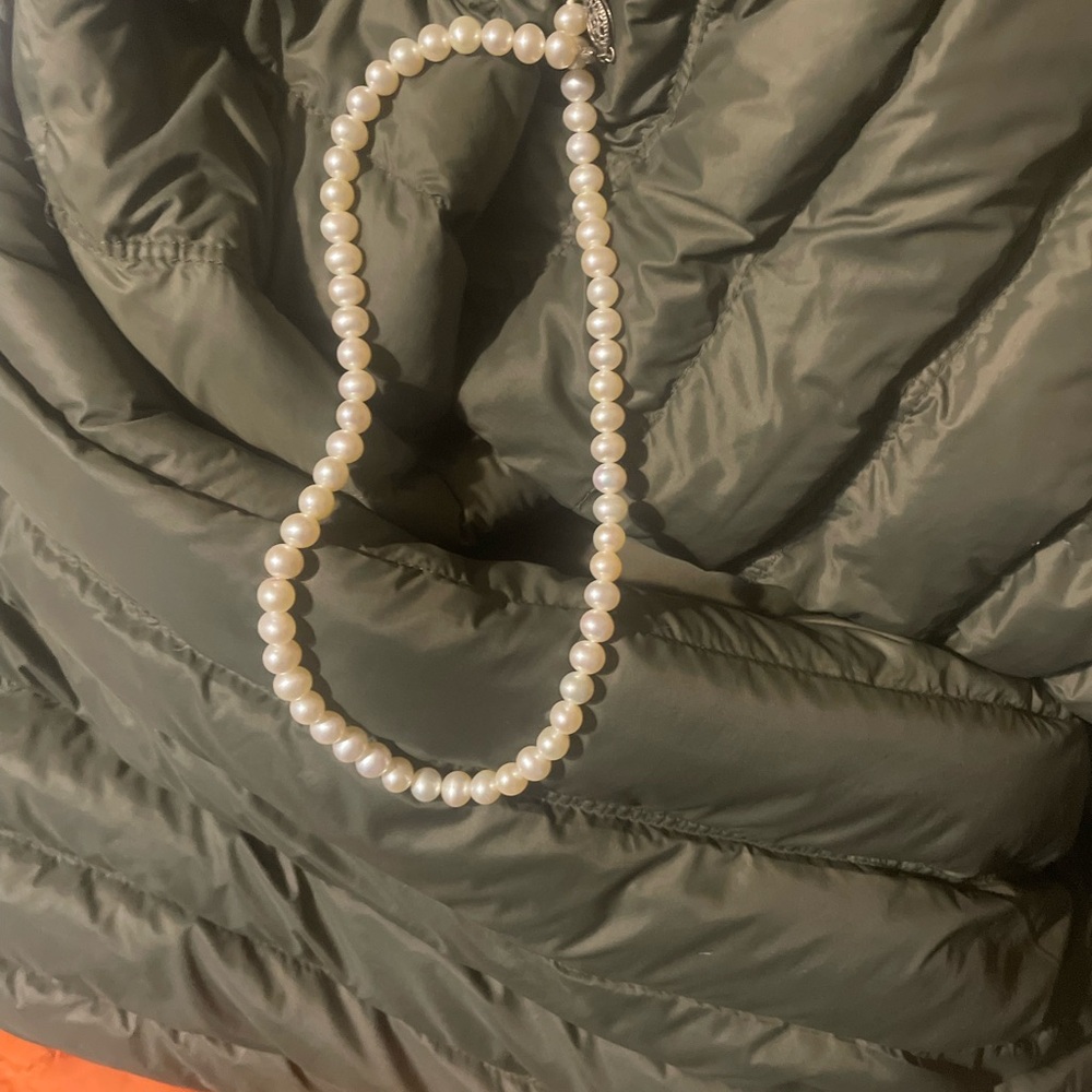 Real pearl necklace 5mm 62 count